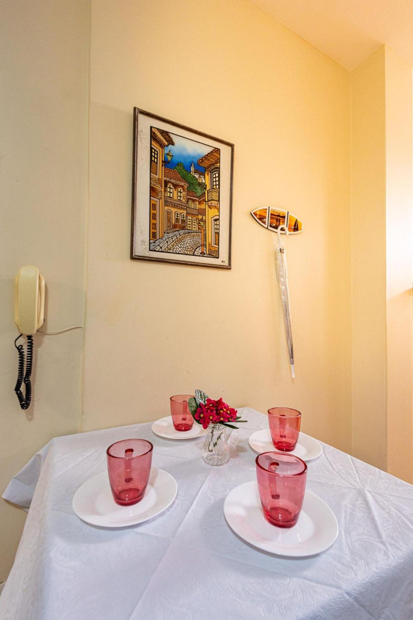 Apartamento Copacabana 200M Da Praia - Wifi Gratis - Cp5 Rio de Janeiro Exteriör bild
