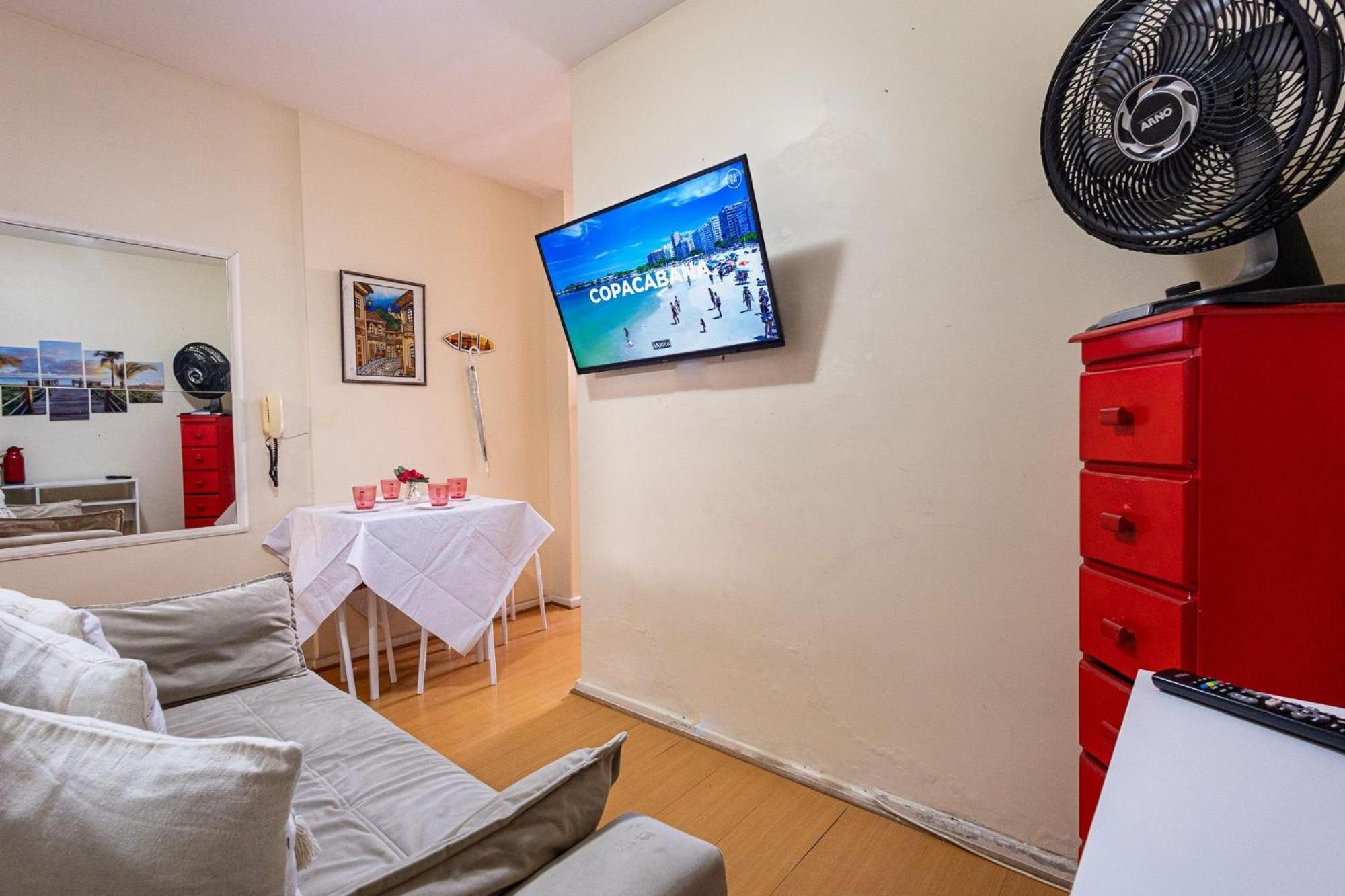 Apartamento Copacabana 200M Da Praia - Wifi Gratis - Cp5 Rio de Janeiro Exteriör bild
