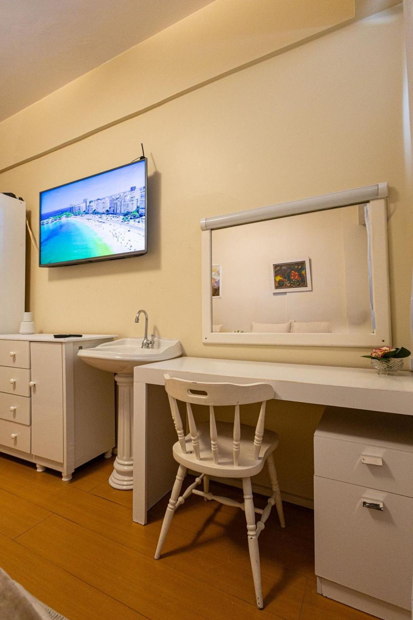 Apartamento Copacabana 200M Da Praia - Wifi Gratis - Cp5 Rio de Janeiro Exteriör bild